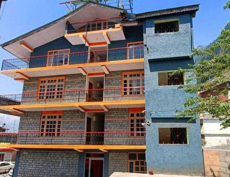 Hotel O Kundan Inn Manāli Buitenkant foto